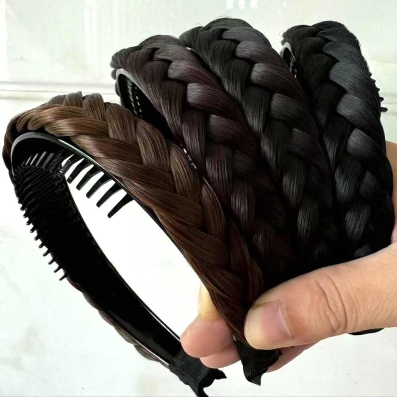 Pokrivač za glavu s perikom, ručna izrada, plastika/smolа materijal, retro stil, marka Fine Fantasy