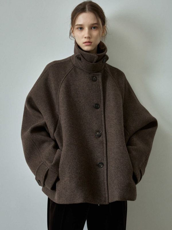 Palton de damă din lână cu cașmir — guler înalt, croială dreaptă, lungime medie