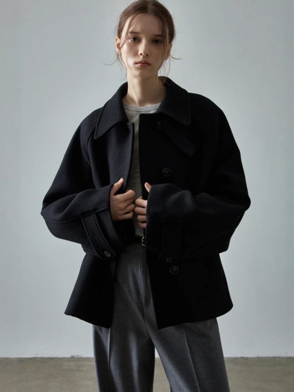 Palton de damă din lână cu cașmir — guler înalt, croială dreaptă, lungime medie