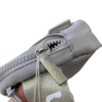 Geantă de talie pentru sport în aer liber, din nailon, respirabilă, impermeabilă, ultra-ușoară, model cu litere, căptuială din nailon