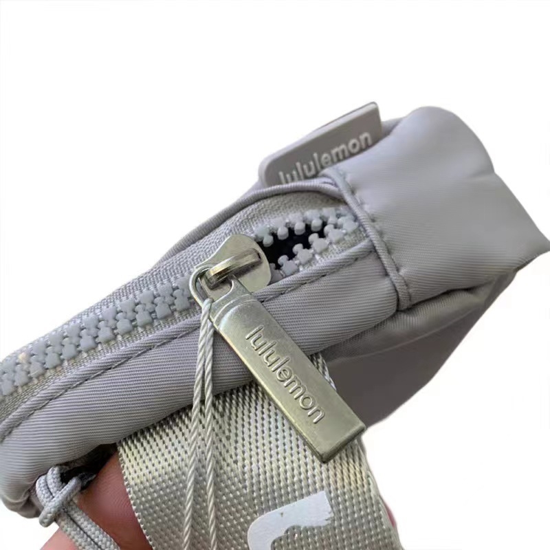 Geantă de talie pentru sport în aer liber, din nailon, respirabilă, impermeabilă, ultra-ușoară, model cu litere, căptuială din nailon