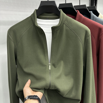 Férfi Slim-fit velúrkabát állig érő gallérral, Vinylon-Lycra anyag, vastag bélés, téli 2025