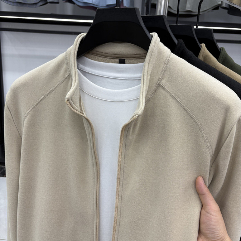 Férfi Slim-fit velúrkabát állig érő gallérral, Vinylon-Lycra anyag, vastag bélés, téli 2025