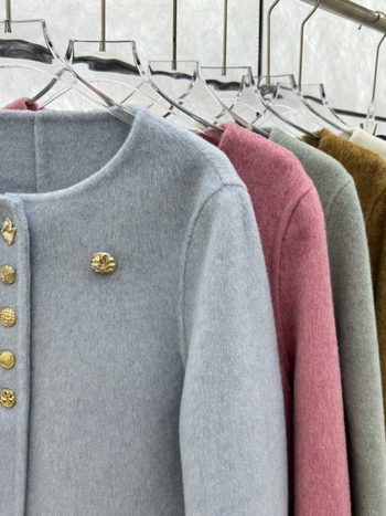 Vuneni kaput s okruglim izrezom, kratki kroj, jesensko-zimska vanjska odjeća, premium kvalitete (70–80% vuna, Lyocell 30%)