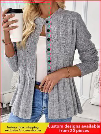 Полиестерен кардиган с дълги ръкави, свободен силует и еднотонен дизайн с кръгла яка (Състав: 90–95% полиестер; Стил: елегантно ежедневие).