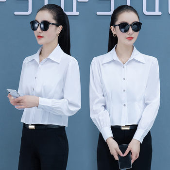 Риза с дълги ръкави, поло яка, талията се оформя, къс модел, вълнена смес плат