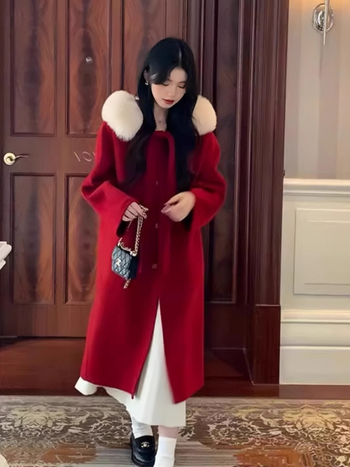 Gyapjúkabát szőrme gallérral (gyapjú; spandex; rövid hossz; raglán ujjak)