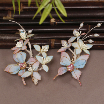 Kézzel készített hajcsat kínai vintage stílusban, virágos díszítés, textilekből, női kiegészítő