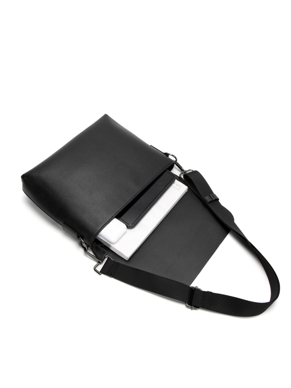 Muška torba za ramena - ultra lagana PU koža, gradski stil, torba s klapom za tablet