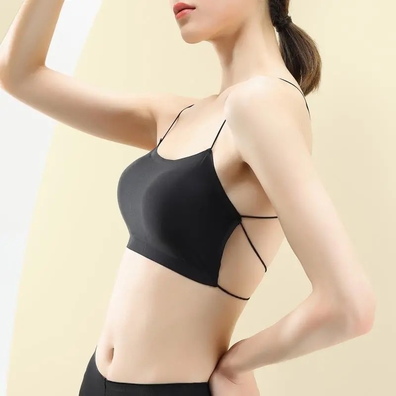 Sutien bez naramenica, ice silk tkanina, 3/4 šalice, oblik šalice: gornje tanke, donje debelo, 80–90% najlona