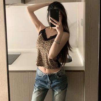 Najlon top s jastučićem za prsa, prozračan, lijep leđni dizajn