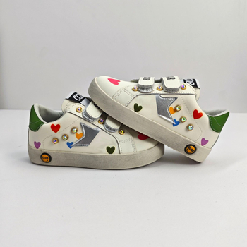 Teniske s tankim potplatom, gornji dio od prave kože, kopčanje na Velcro, uzorak zvjezdice, gumasta potplata, korejski stil