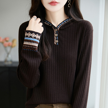 Cardigan od worsted vune s jacquard uzorkom, V-izrez, dugi rukavi, normalna duljina 50–65 cm