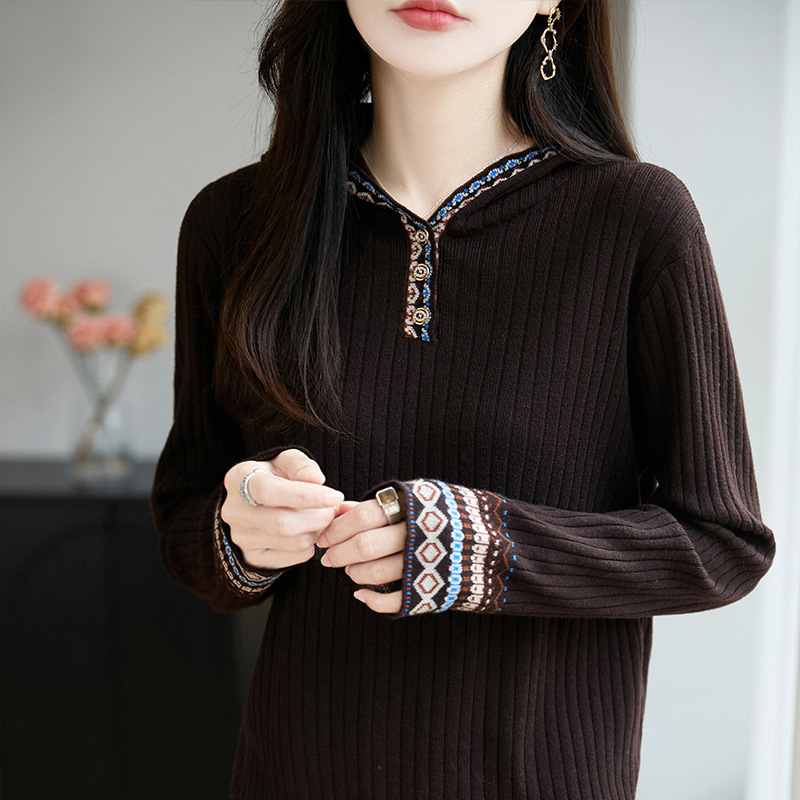 Cardigan od worsted vune s jacquard uzorkom, V-izrez, dugi rukavi, normalna duljina 50–65 cm