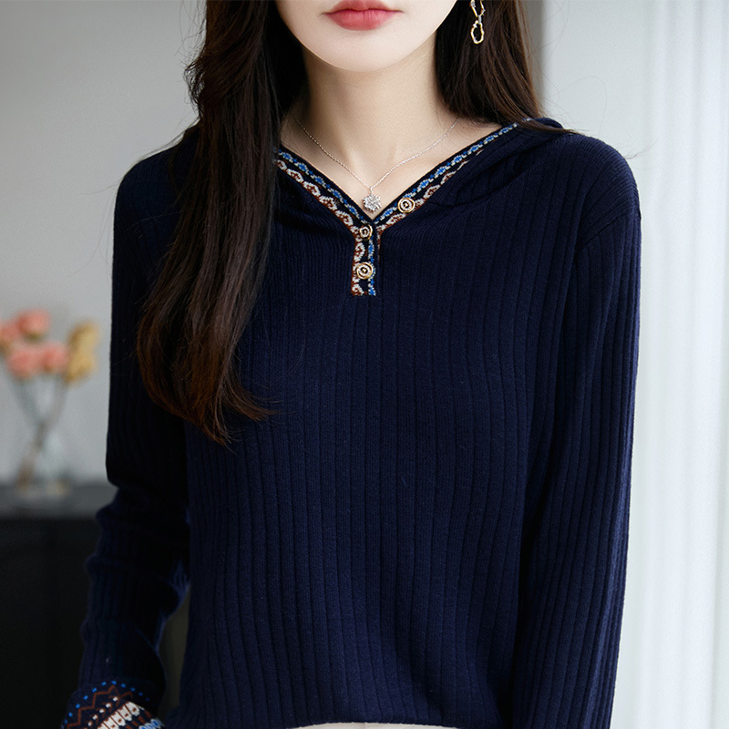 Cardigan od worsted vune s jacquard uzorkom, V-izrez, dugi rukavi, normalna duljina 50–65 cm