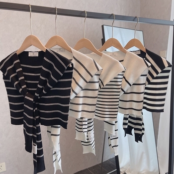 Шал от вълна със Warp knitting технология, средна дължина, топъл, подходящ за лято