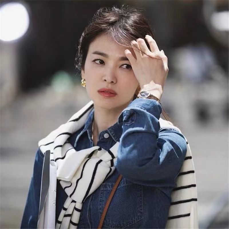 Шал от вълна със Warp knitting технология, средна дължина, топъл, подходящ за лято