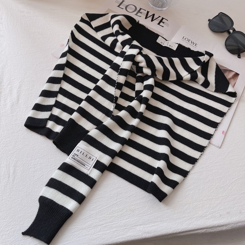 Шал от вълна със Warp knitting технология, средна дължина, топъл, подходящ за лято