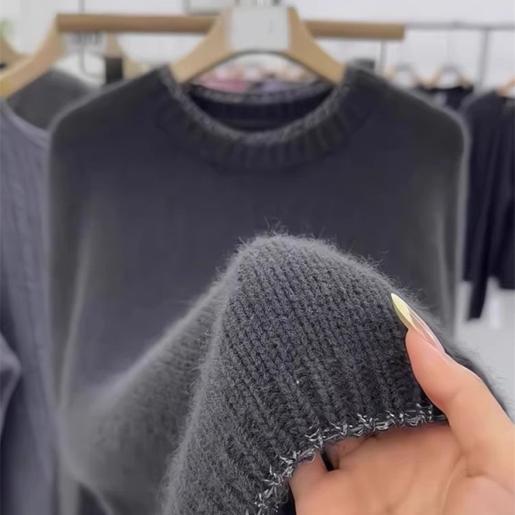 Ženski pulover, pleteni, širokog kroja, okrugli izrez, 95% vuna
