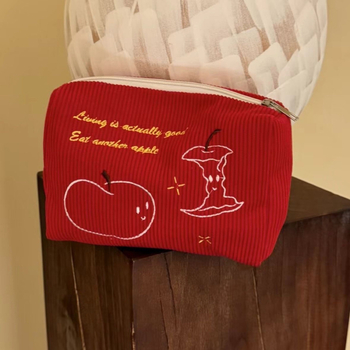 Corduroy anyagú sminkes táska alma hímzéssel, nagy kapacitású, 3D tárolási kialakítás, utazáshoz ideális