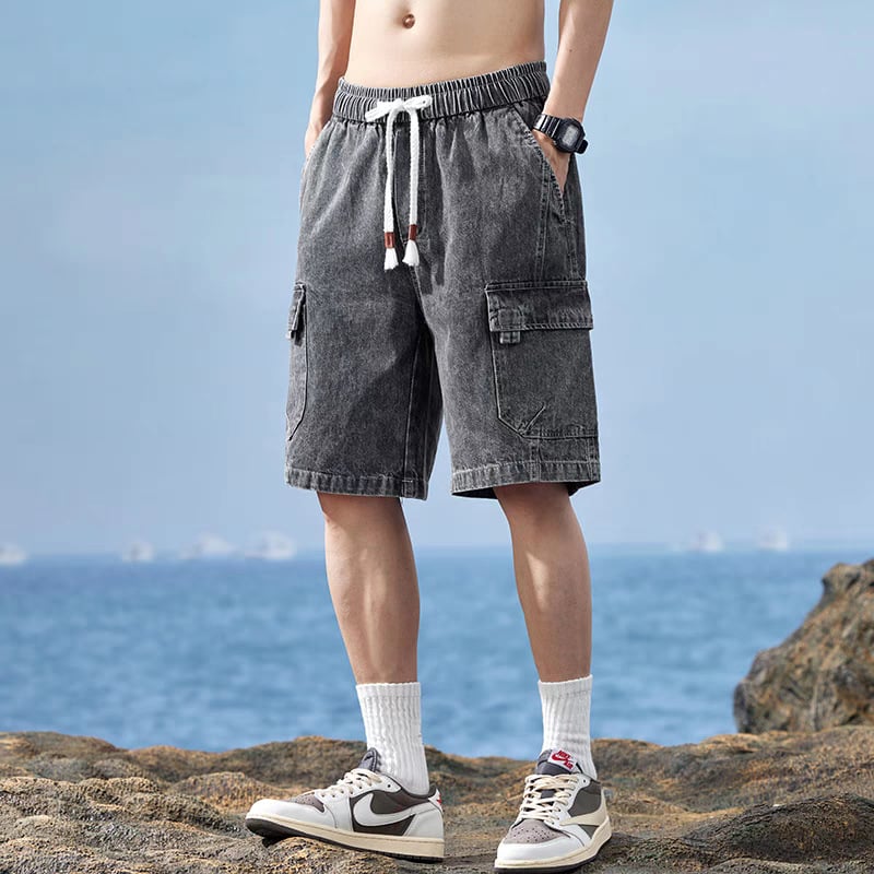 Férfi denim rövidnadrág - lazán egyenes szabású ötpontos hossz, nyár 2024, pamut-denim keverék