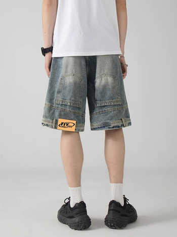 Férfi denim rövidnadrág - magas derék, gombos előrész, egyenes szabás, hossz 5/4, könnyű acetát anyag, mikroelasztikus, nyári casual