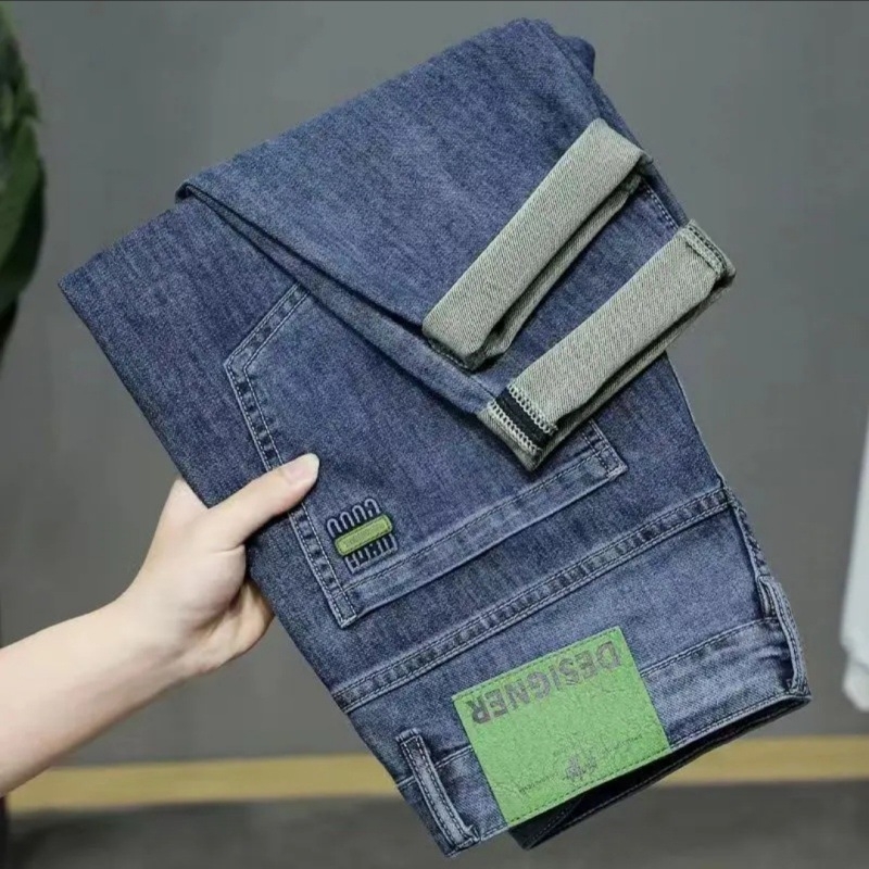 Férfi egyenes szabású farmer, középmagas derék, cipzár, 70% poliészter tartalmú denim, koreai stílus, 2025 tavaszi kiadás