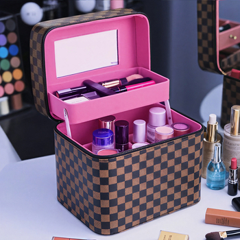 PU anyagú sminktáska virágmintával, cipzáras zárás, 700 g tömeg, bővítő réteg