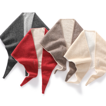 Τρίγωνος φουλάρι κασμίρι για τον χειμώνα – warp-knit ύφανση, 31–50% κασμίρι, διατηρεί τη ζεστασιά