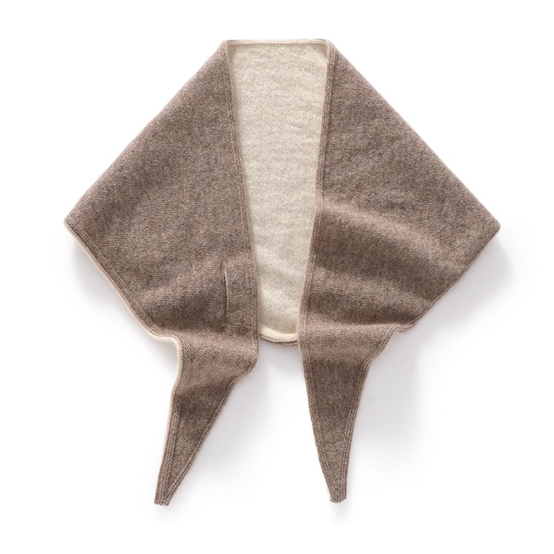 Τρίγωνος φουλάρι κασμίρι για τον χειμώνα – warp-knit ύφανση, 31–50% κασμίρι, διατηρεί τη ζεστασιά