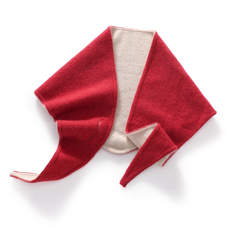 Τρίγωνος φουλάρι κασμίρι για τον χειμώνα – warp-knit ύφανση, 31–50% κασμίρι, διατηρεί τη ζεστασιά