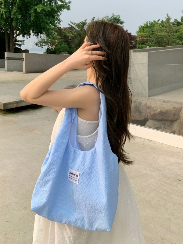 Torba za studente – poliester, uspravni kvadratni oblik, otvaranje s otvorom, unutarnji džep za telefon, dvostruke naramenice