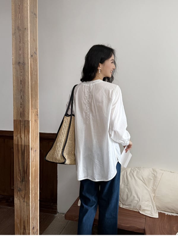 Памучна блуза, едноцветна, дълги ръкави, кръгло деколте, френски стил