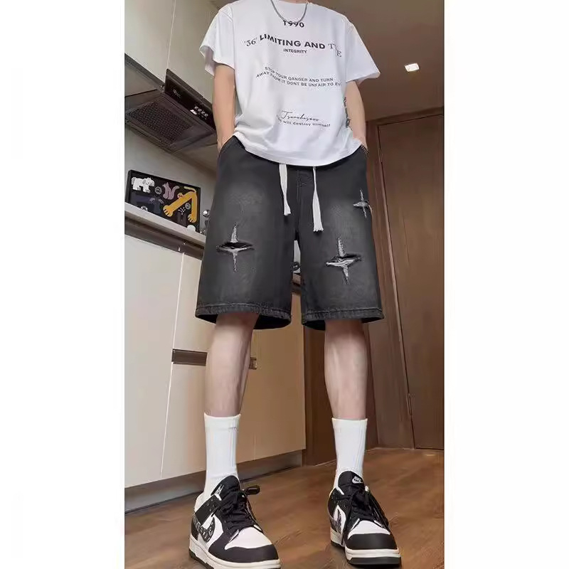 Șorturi din denim pentru bărbați, cu rupturi și model stea, croială lejeră, lungime la nivelul genunchilor, amestec poliester-bumbac, 75% bumbac, stil național