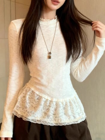 Памучен базов топ с полувисока яка, дълги ръкави, тесен силует, дантелен ръб с набори