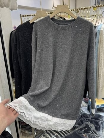 Тениска с дантелена кант и лъскава материя, дълги ръкави, кръгло деколте, свободен силует