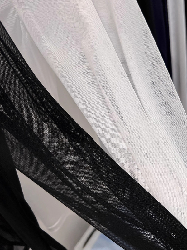 Iznk ženski mrežasti top s dugim rukavima, okrugli izrez, uži kroj, minimalistički stil japansko-korejski