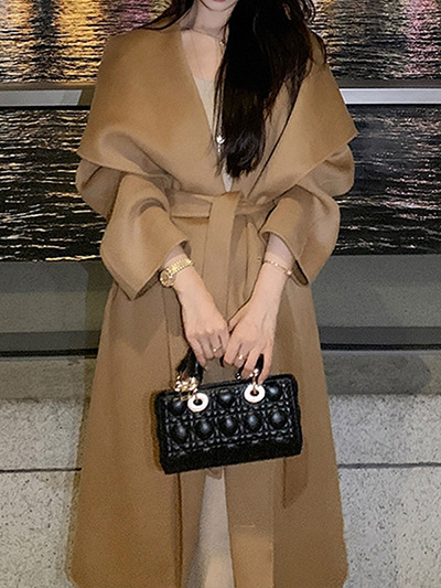 Női kasmírs köpeny kabát, hosszú, galléros, vastag anyag, gombokkal és zsebekkel