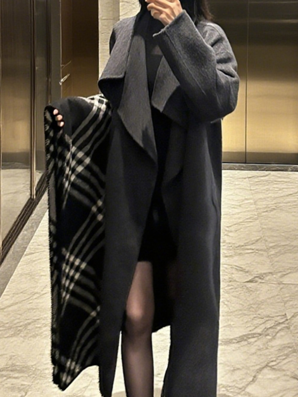 Női kasmírs köpeny kabát, hosszú, galléros, vastag anyag, gombokkal és zsebekkel