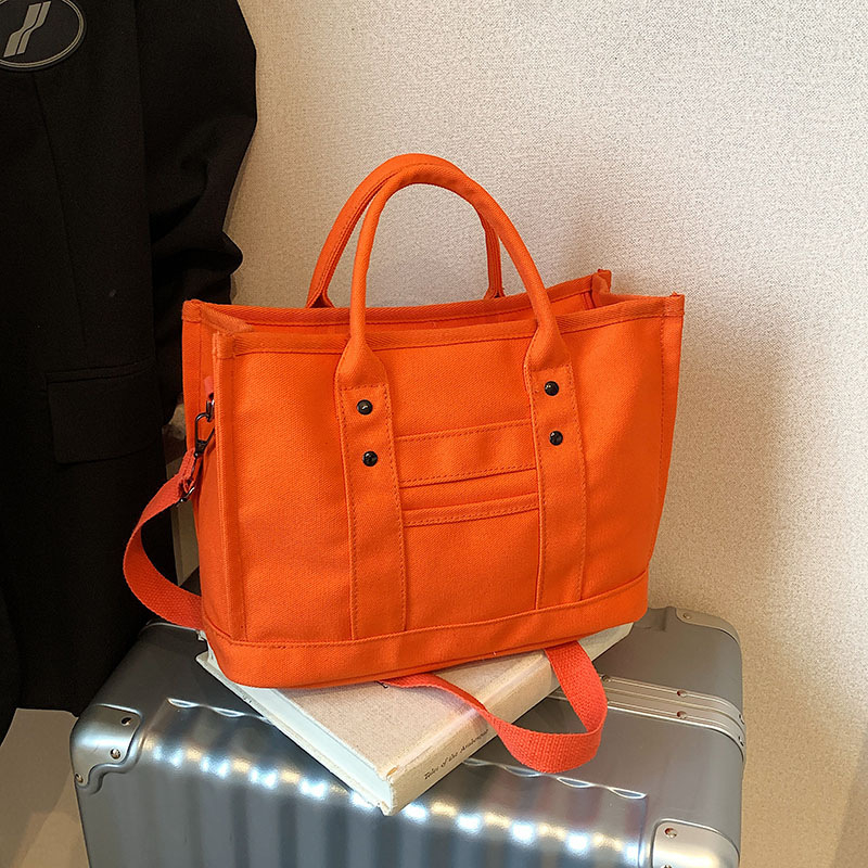 Torba preko ramena – tote — PU, gradska jednostavnost, vodoravni kvadratni oblik, zatvaranje zipom