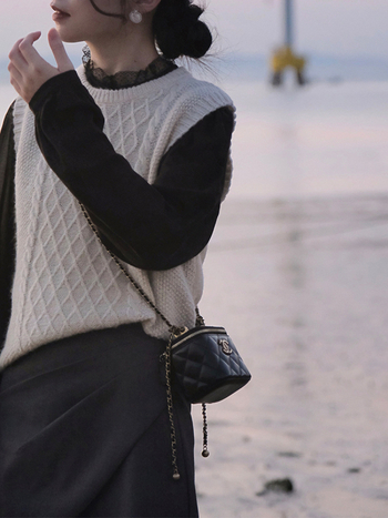 Риза с лантерн ръкав, Stand яка, еднобортно закопчаване, артистично ретро стил, полиестер-памучна смес