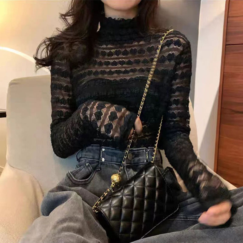 Női csipkés felső kivágott mintával és hálós alréteggel, magas gallér, hosszú ujjú, karcsú szabás, 95% poliészter