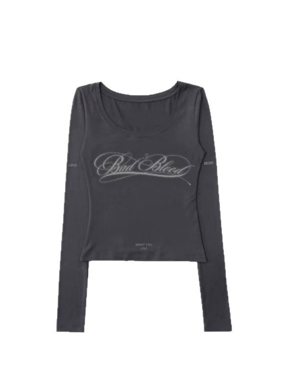 Дълъг ръкав, slim-fit Т-шърт с ниско кръгло деколте, непринуден японско-корейски стил; 80–90% памук в полиестер-памучна смес; без гладене