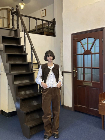 Риза с куклена яка, свободен силует, дълги ръкави, еднобортна, 95% памук