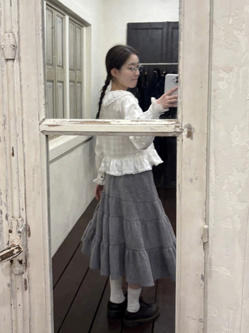 Риза с куклена яка, свободен силует, дълги ръкави, еднобортна, 95% памук