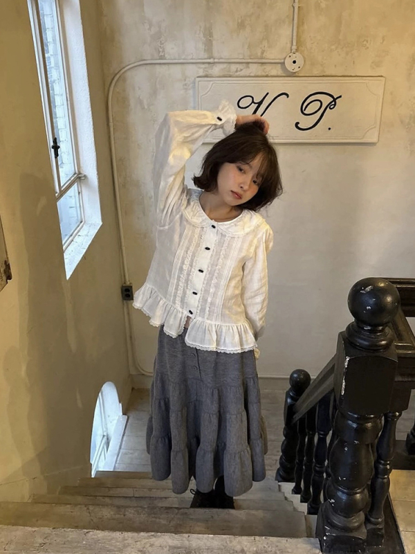 Риза с куклена яка, свободен силует, дълги ръкави, еднобортна, 95% памук