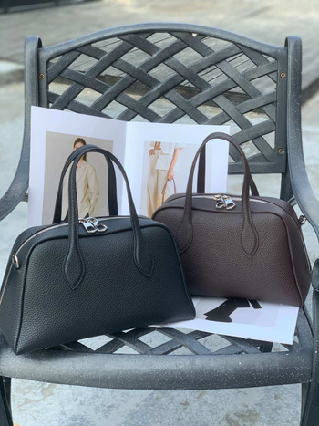 Boston táska valódi bőrből, első rétegű szarvasmarha bőrből, vízszintes négyzetes forma, bélés vászon