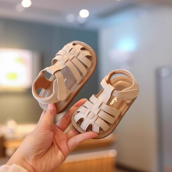 Kisgyerekeknek szandál Velcro-zárással, felső része szintetikus bőrből, nyár, 12-36 hónapos és 24-48 hónapos korcsoportok