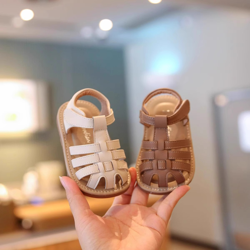 Kisgyerekeknek szandál Velcro-zárással, felső része szintetikus bőrből, nyár, 12-36 hónapos és 24-48 hónapos korcsoportok
