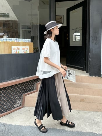 Т-шърт с мрежести панели, дантелени шевове, кръгло деколте, къси ръкави, памук-полиестер смес